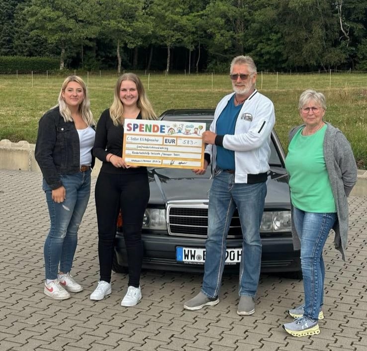 Mehr über den Artikel erfahren Spendenübergabe – Oldtimer-Treffen in Zehnhausen